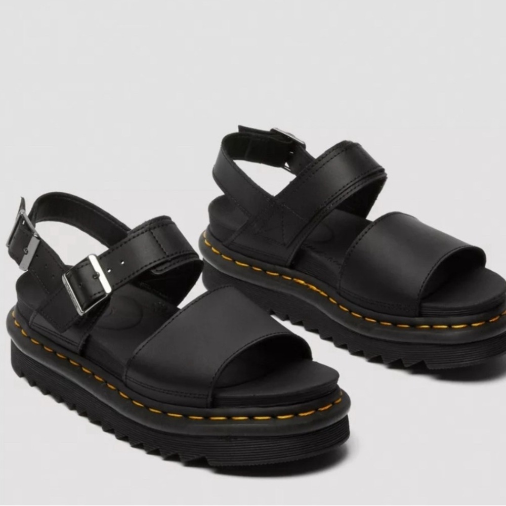 Dr. Martens Black Voss Hydro Leather Strap Sandals - New - Picture 2 of 6